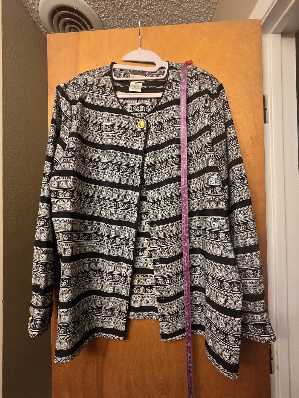Women's Black & White Patterned Over Piece - Classic Button Front